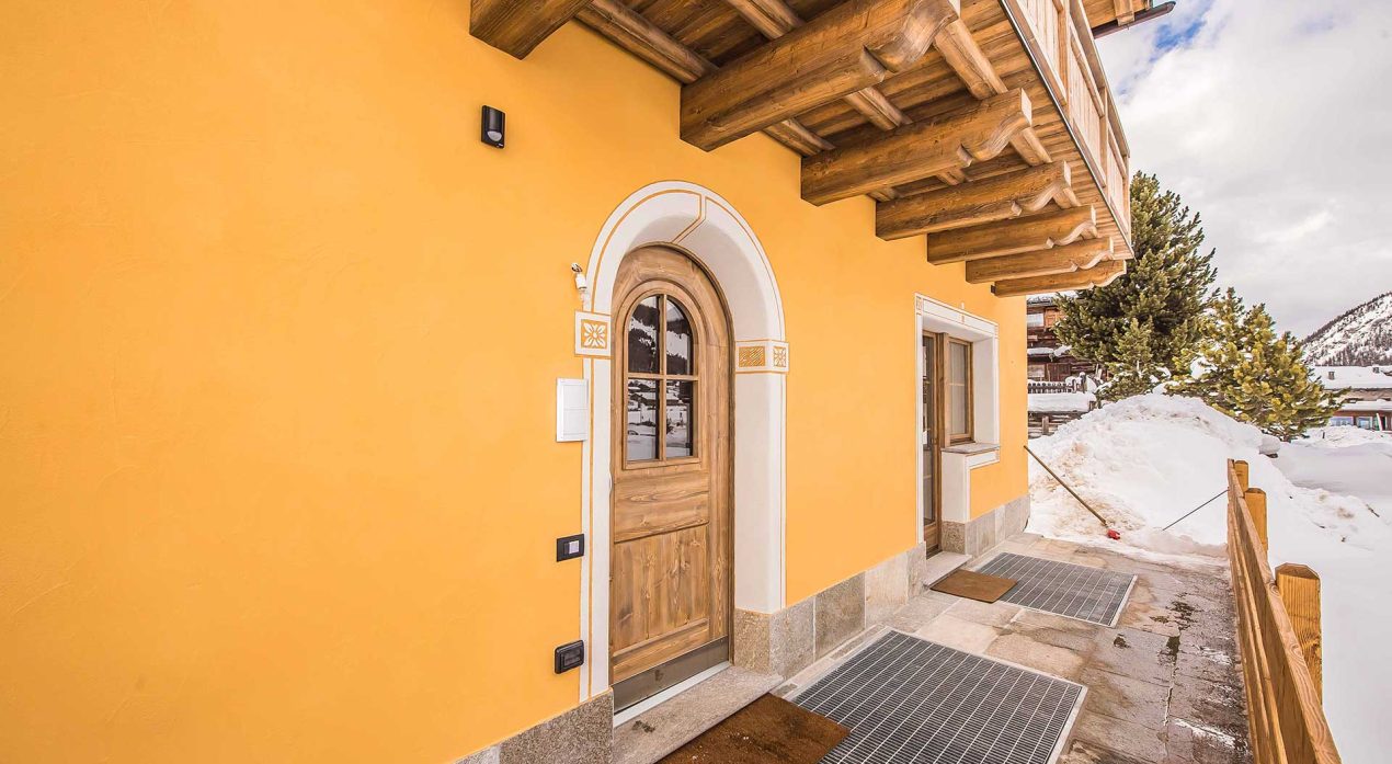 alpine-escape-chalet-4-stagioni-sun-001