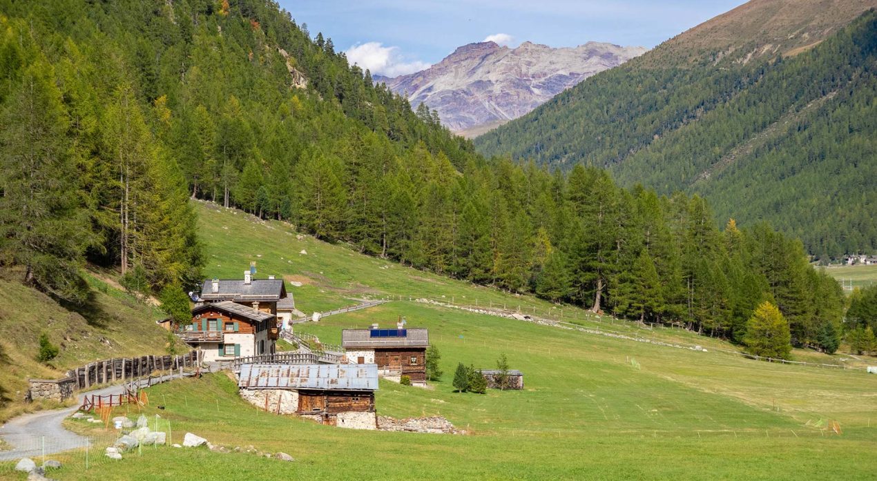 alpine-escape-chalet-baita-stebline-1-001